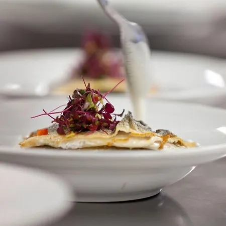 Zu Den Drei Linden - & Restaurant فرملزكيرشن