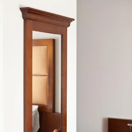 Zu Den Drei Linden - & Restaurant فندق فرملزكيرشن