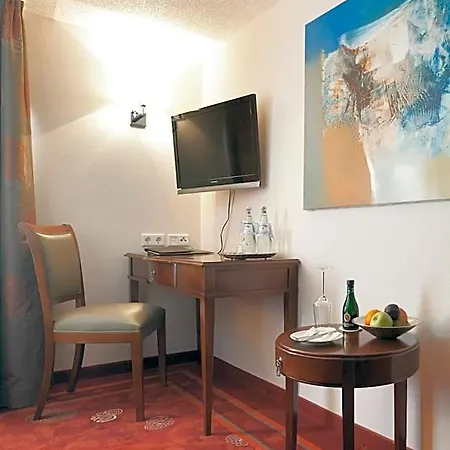 Hotel Zu Den Drei Linden - & Restaurant Wermelskirchen