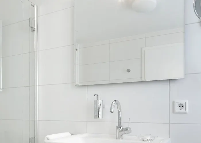 Zu Den Drei Linden - & Restaurant Отель